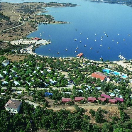 Camping De Cervera De Buitrago מראה חיצוני תמונה