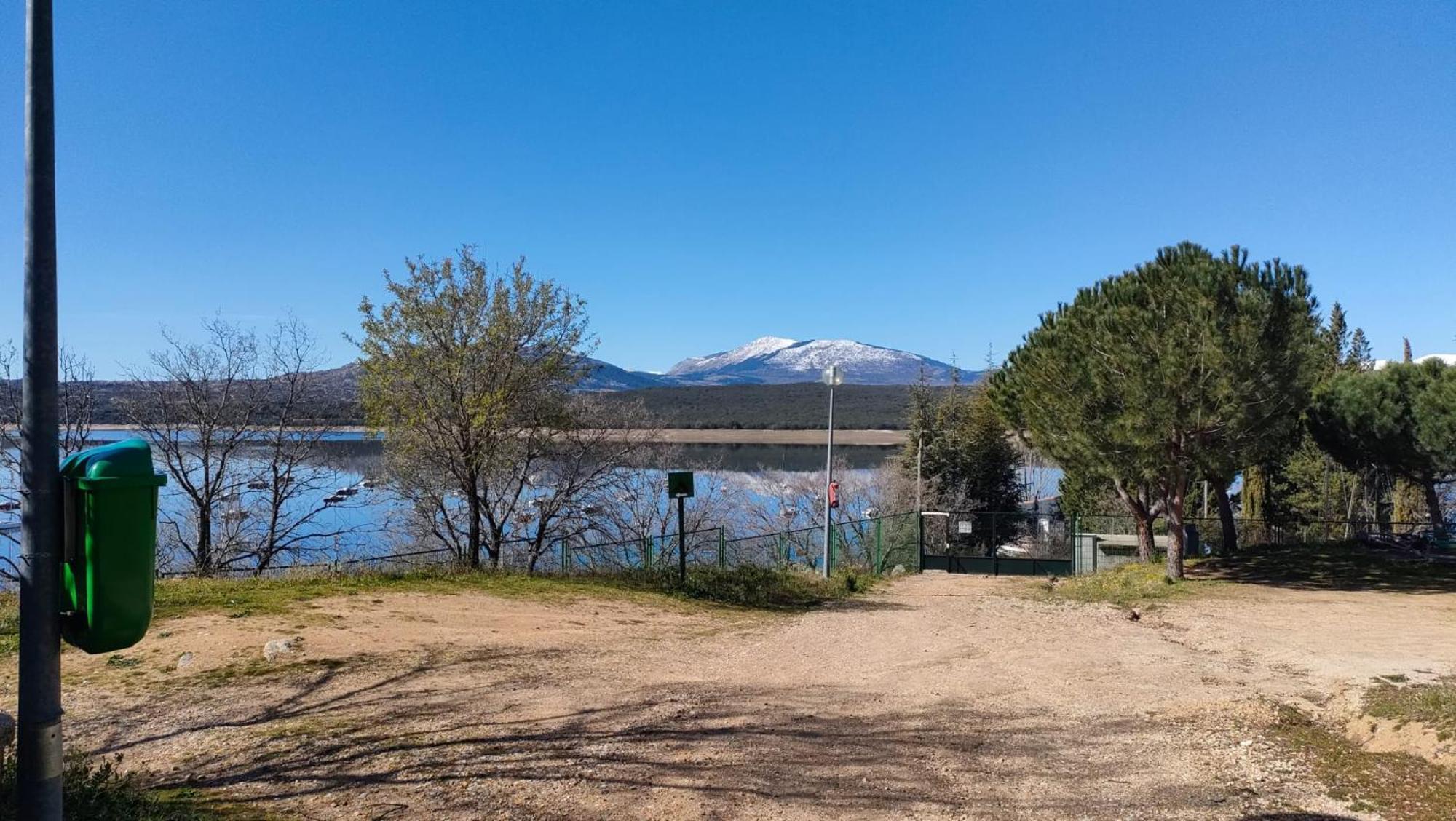Camping De Cervera De Buitrago מראה חיצוני תמונה