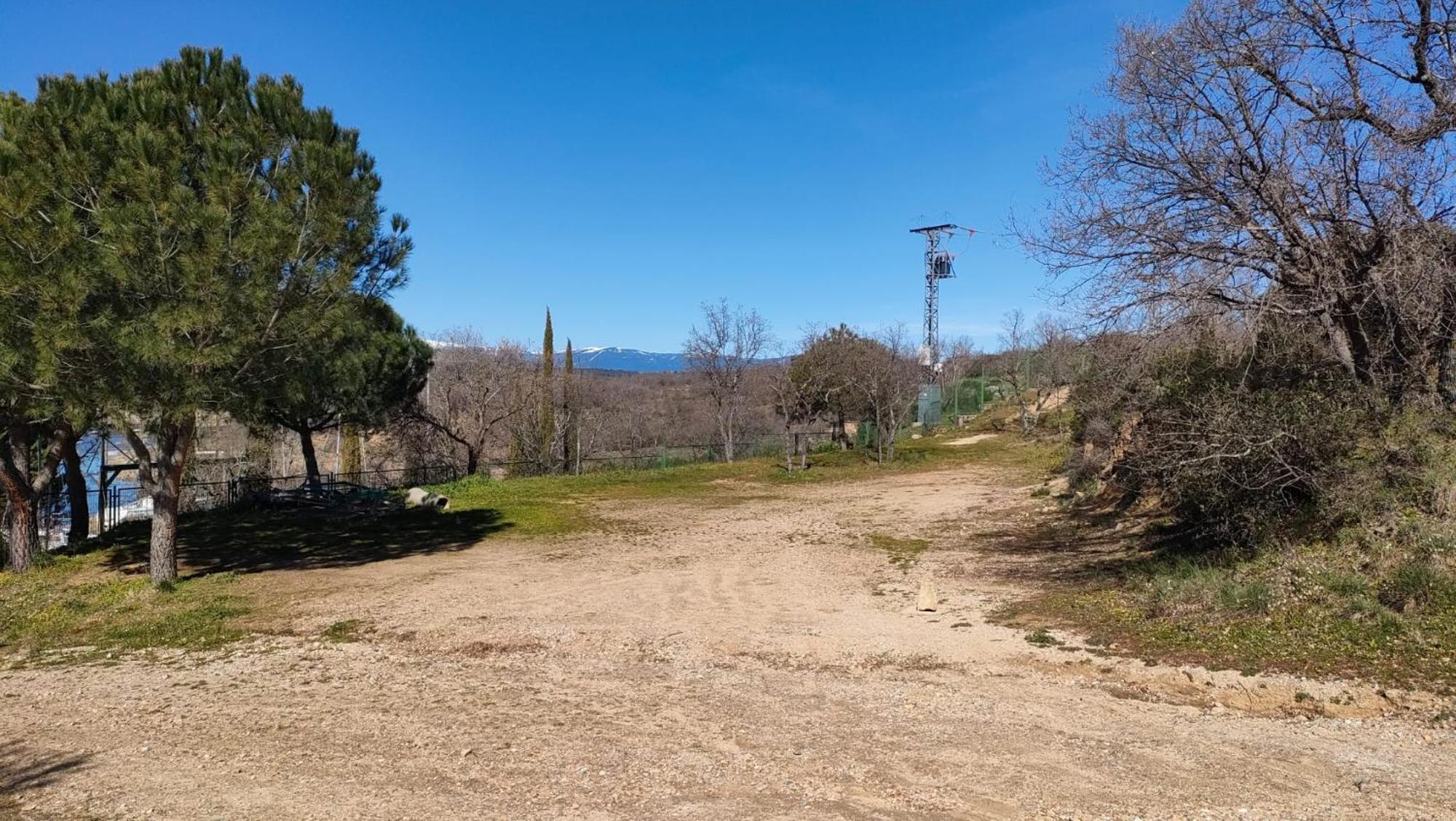 Camping De Cervera De Buitrago מראה חיצוני תמונה