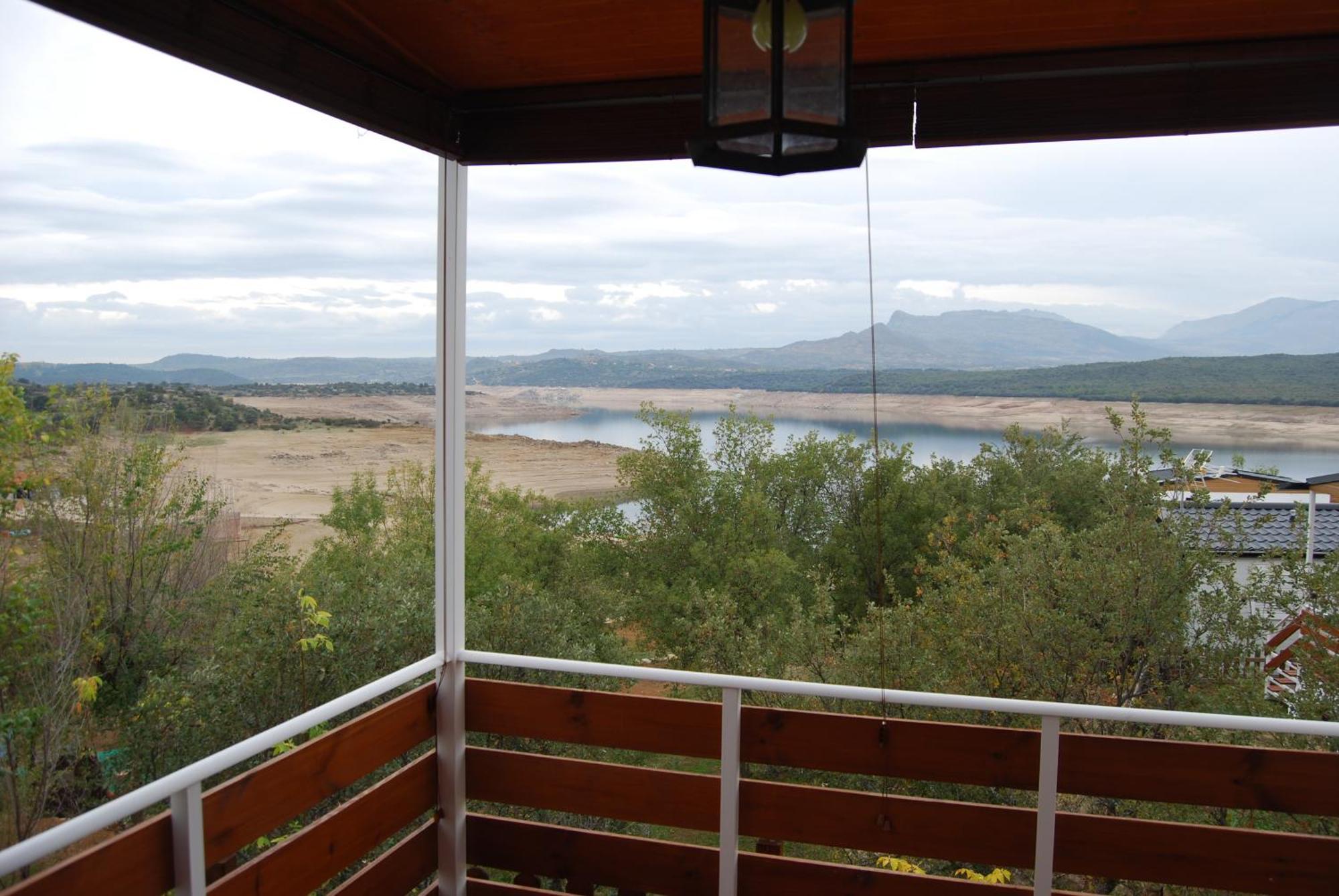 Camping De Cervera De Buitrago מראה חיצוני תמונה